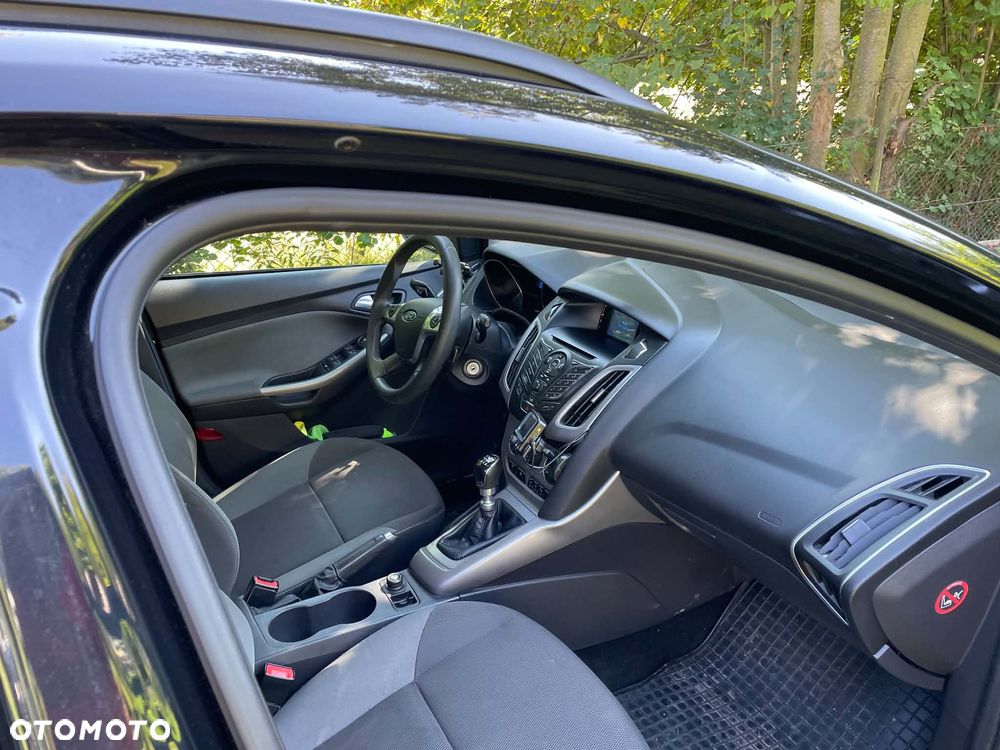 Ford Focus 1.6 EcoBoost Trend - 10