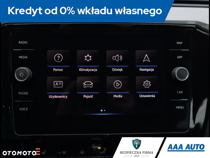 Volkswagen Passat - 14