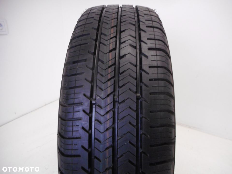 215/65R16C Michelin Agilis 51 - 1