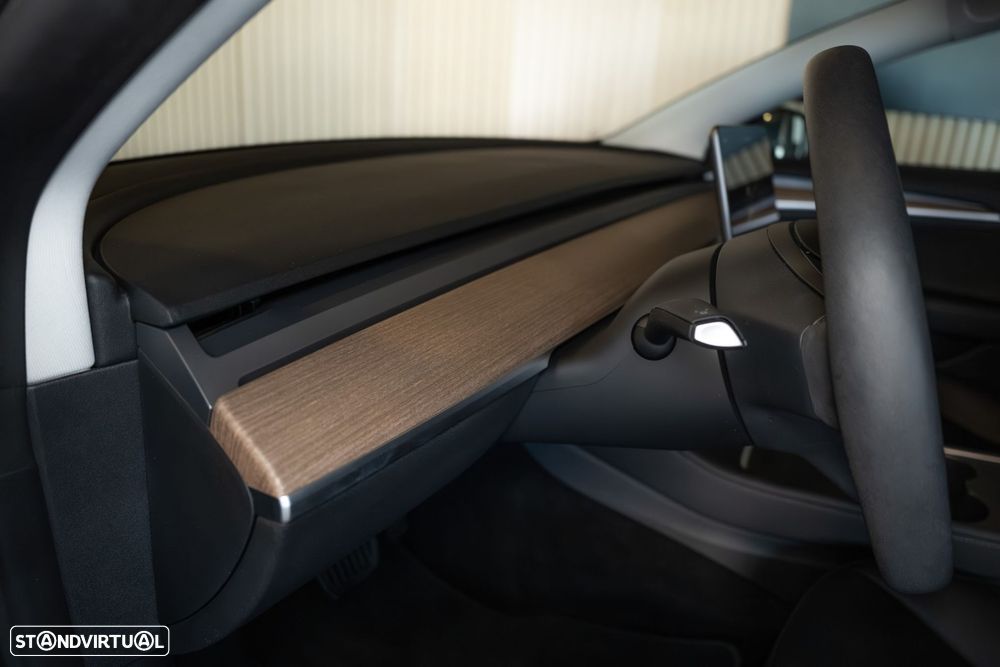 Tesla Model 3 Standard Range Plus RWD - 21