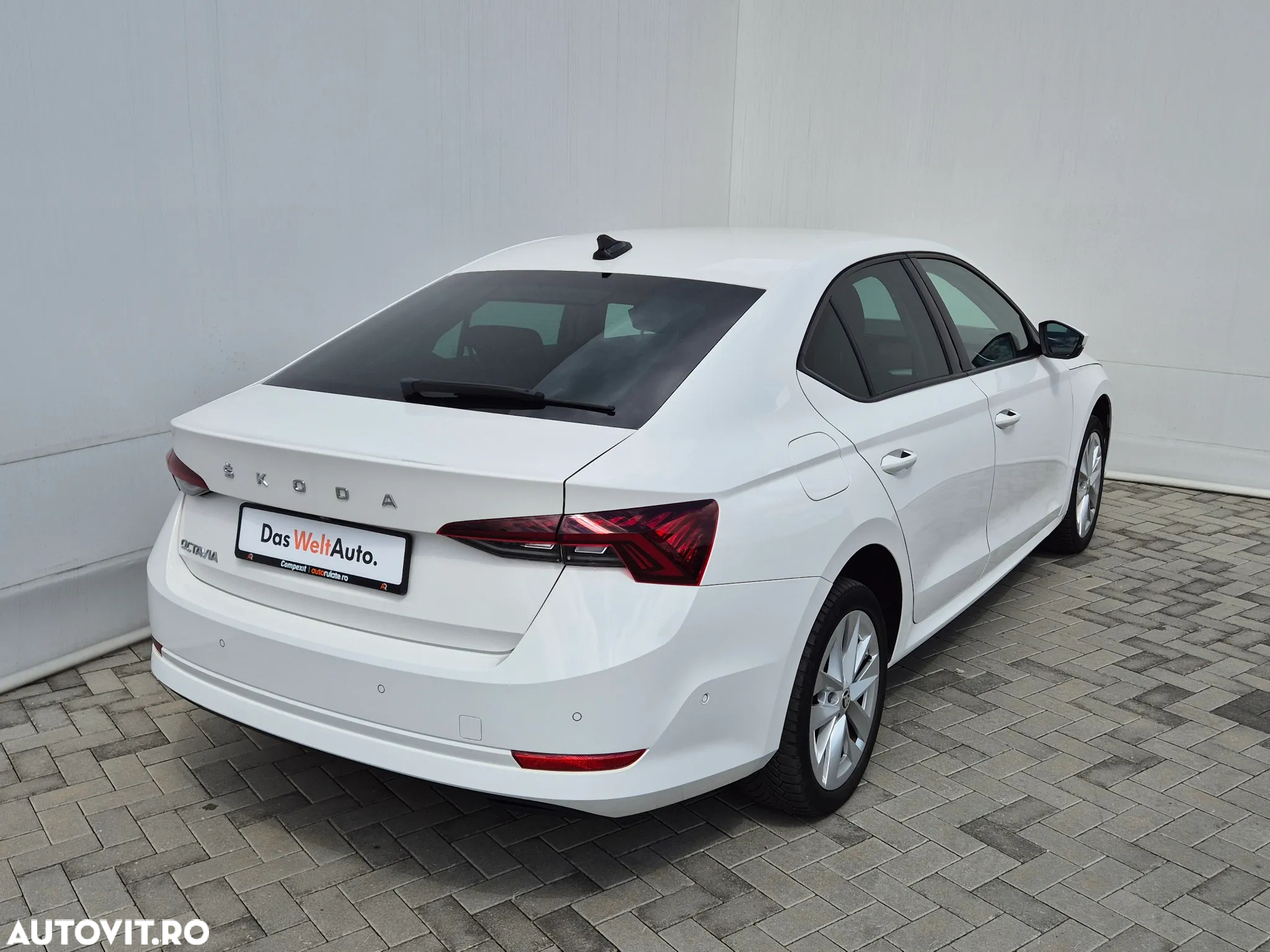 Skoda Octavia 2.0 TDI DSG Style - 5
