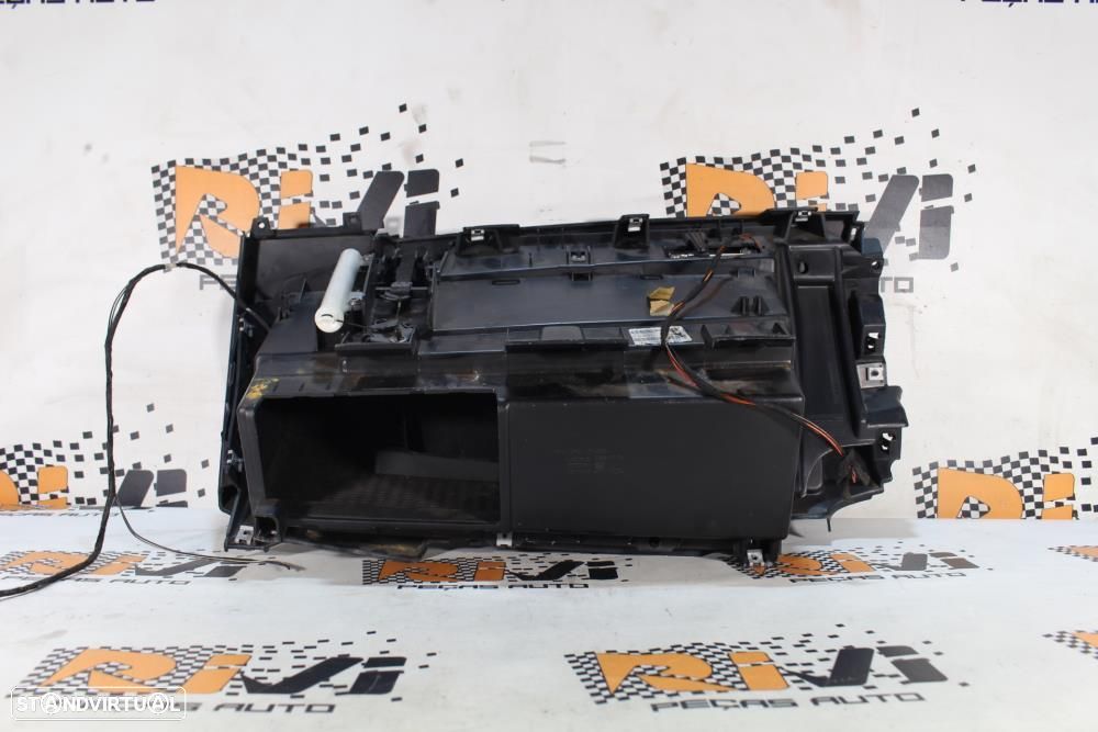 Porta-Luvas Bmw 1 (E87)  51457135696 / 7135696 / E81 E82 E87 E88 - 6