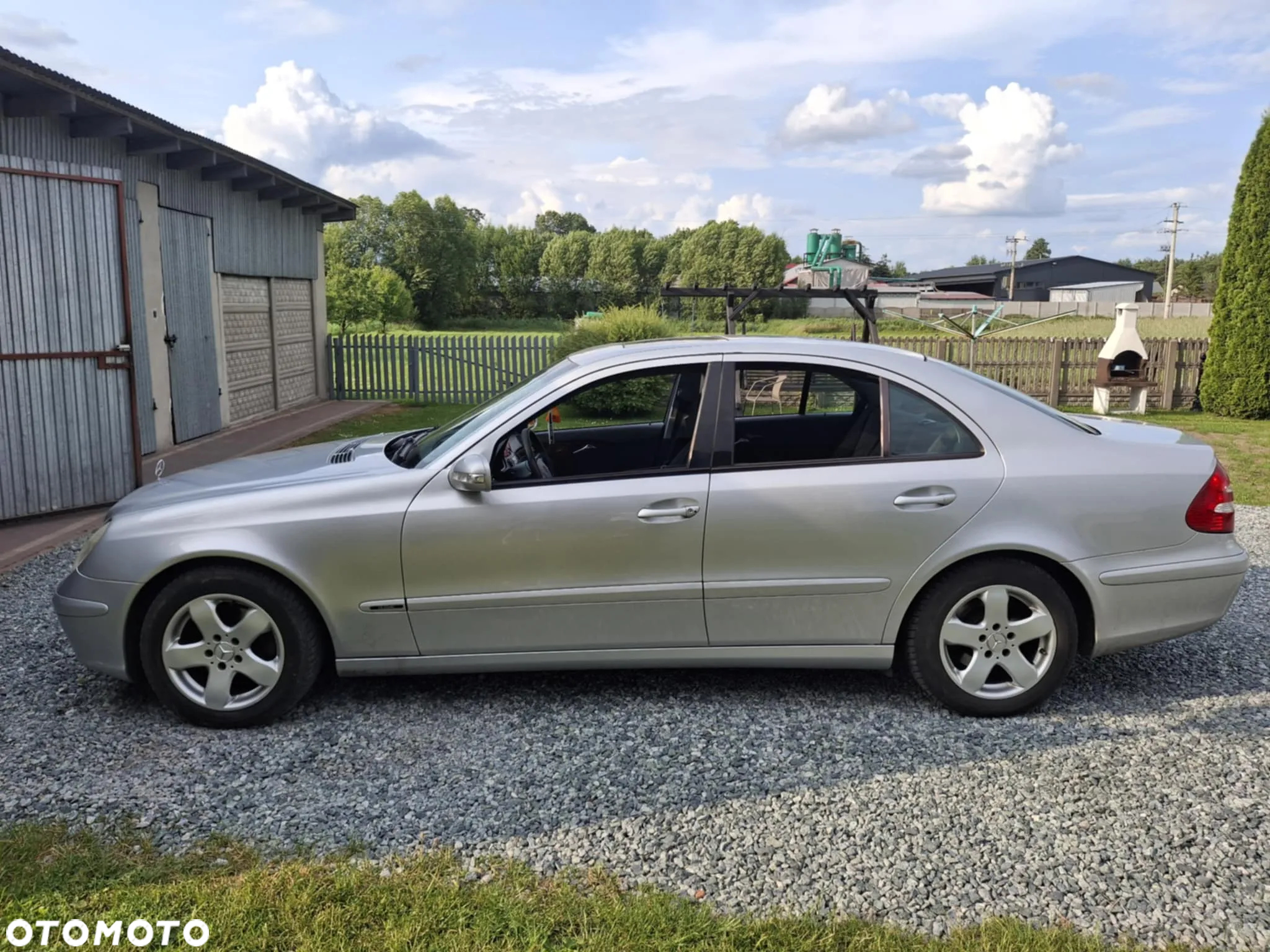 Mercedes-Benz Klasa E 200 Kompressor T Classic - 4