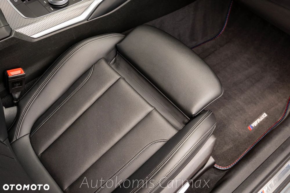 BMW Seria 3 M340i xDrive sport - 26