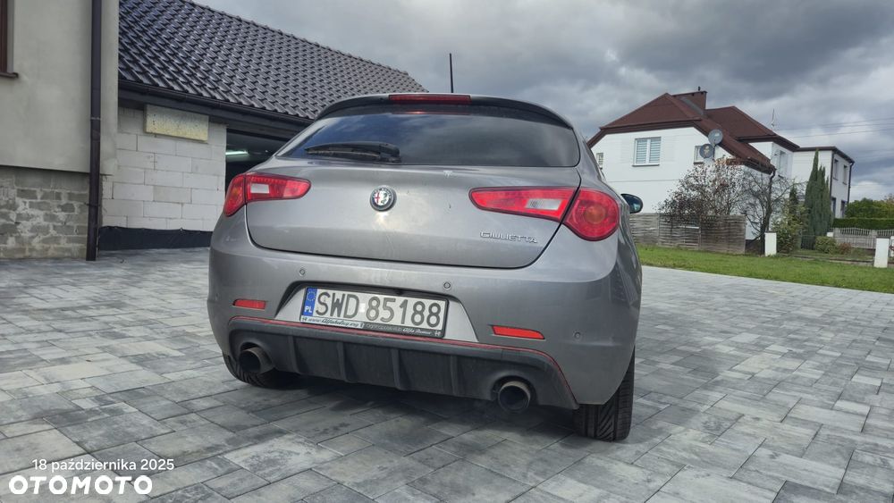 Alfa Romeo Giulietta 1750 TBi Veloce TCT - 5
