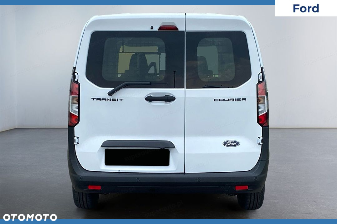 Ford Transit Courier - 6