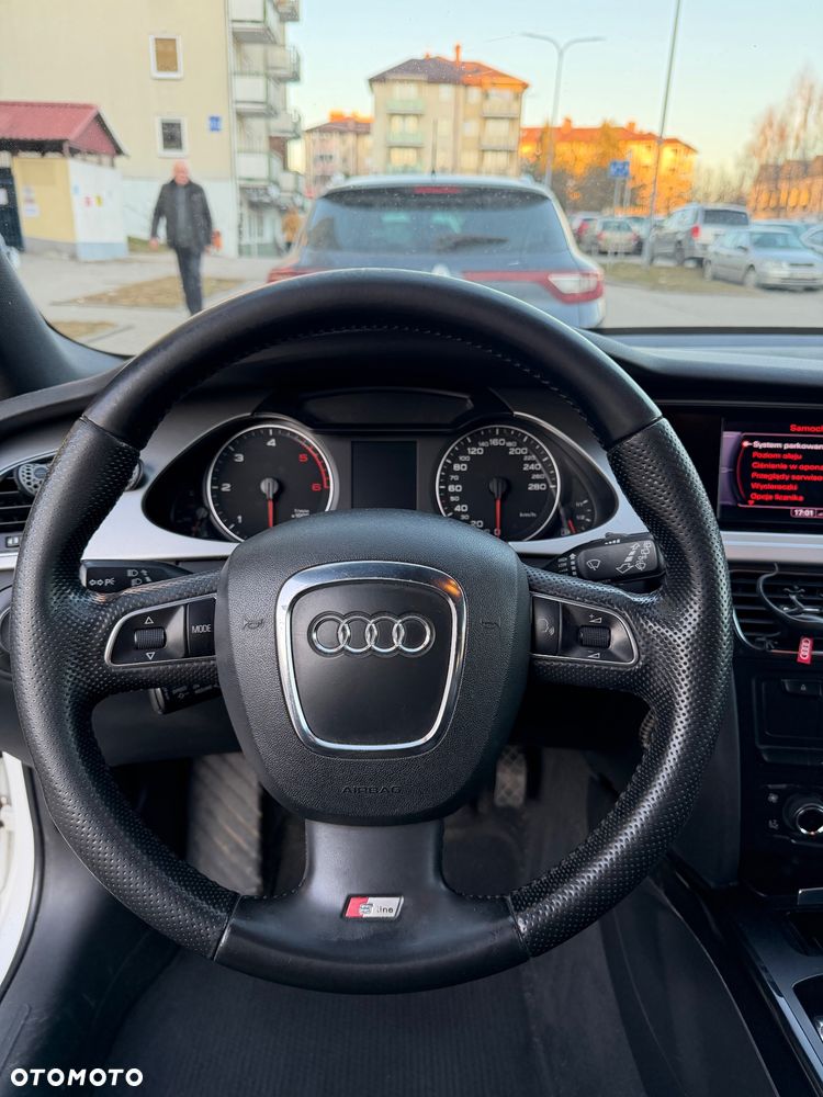 Audi A4 Avant 2.0 TDI - 11