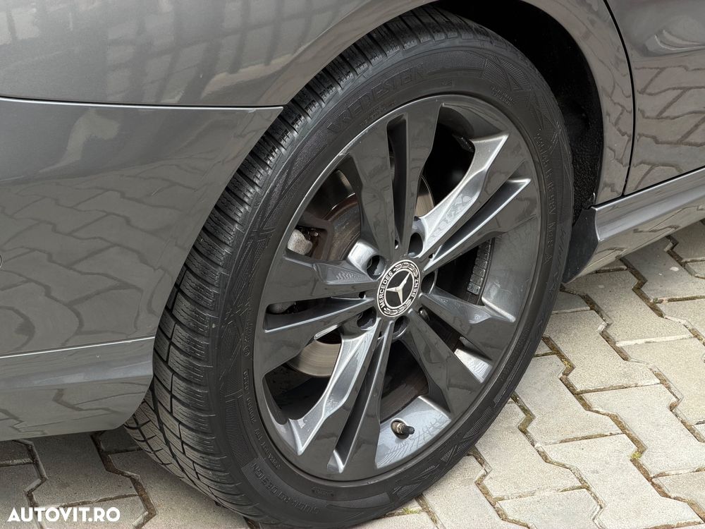 Mercedes-Benz CLA 180 d 7G-DCT - 32