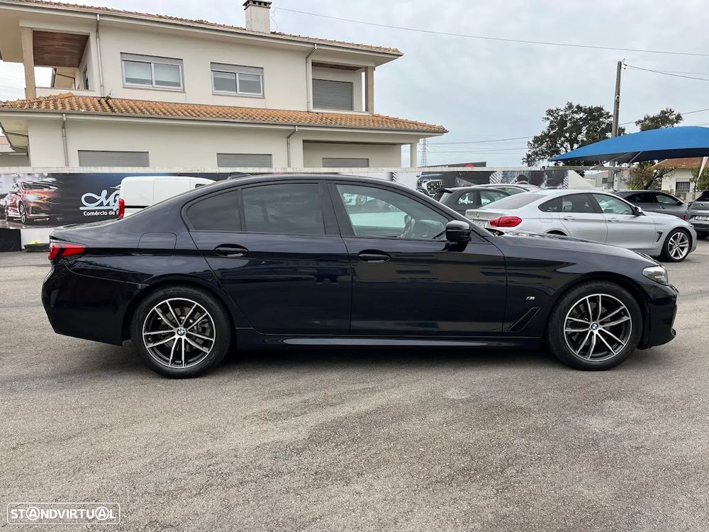 BMW 520 d Pack Desportivo M Auto - 4