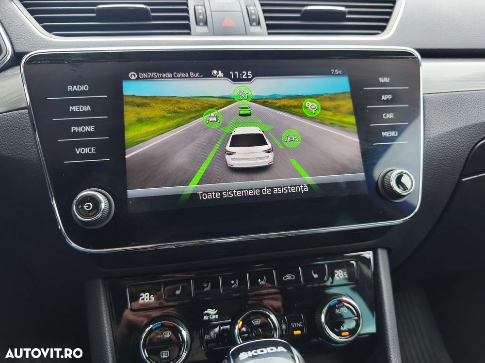 Skoda Superb 2.0 TDI 4x4 DSG Premium Edition - 18