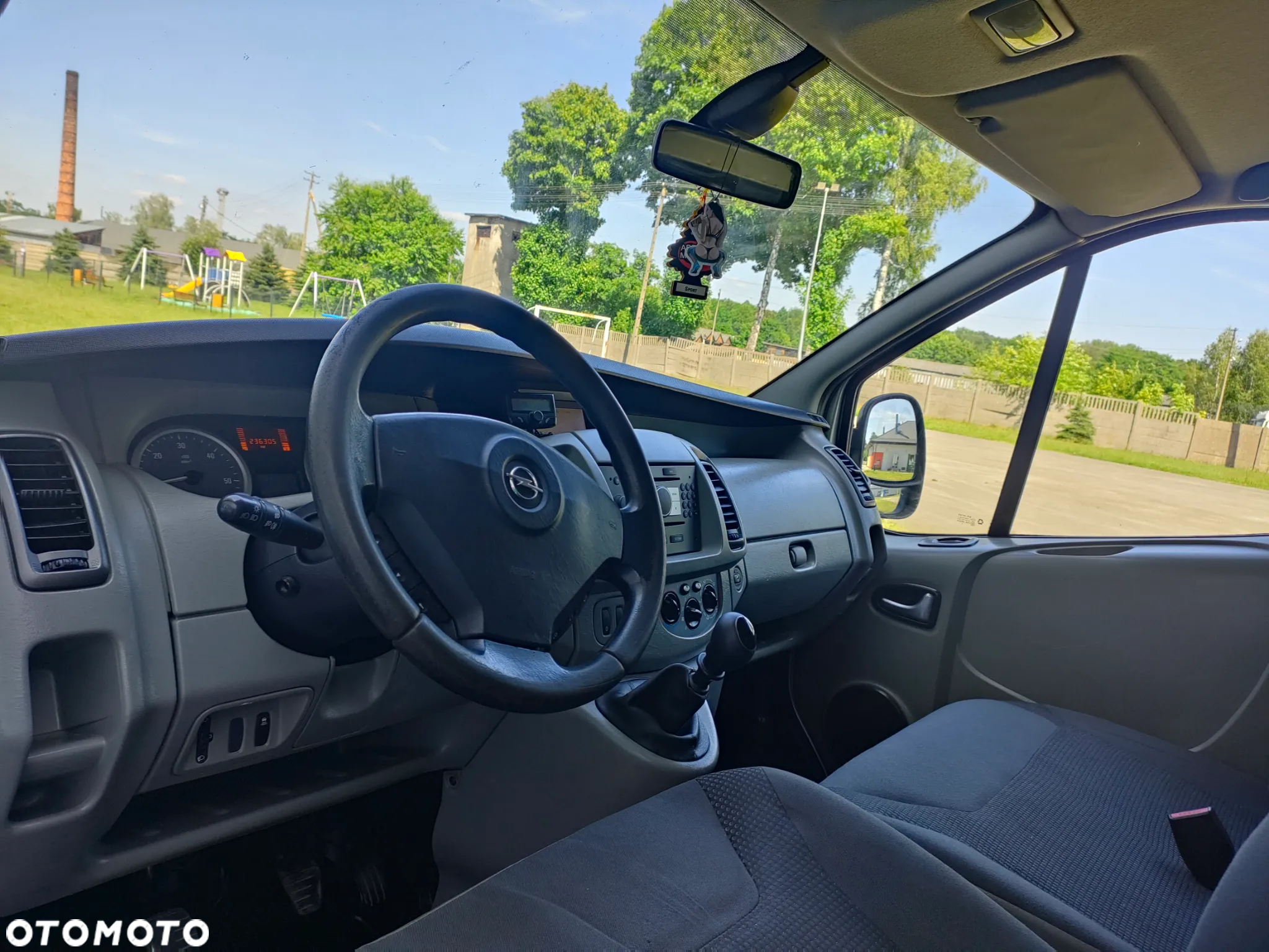 Opel Vivaro - 12