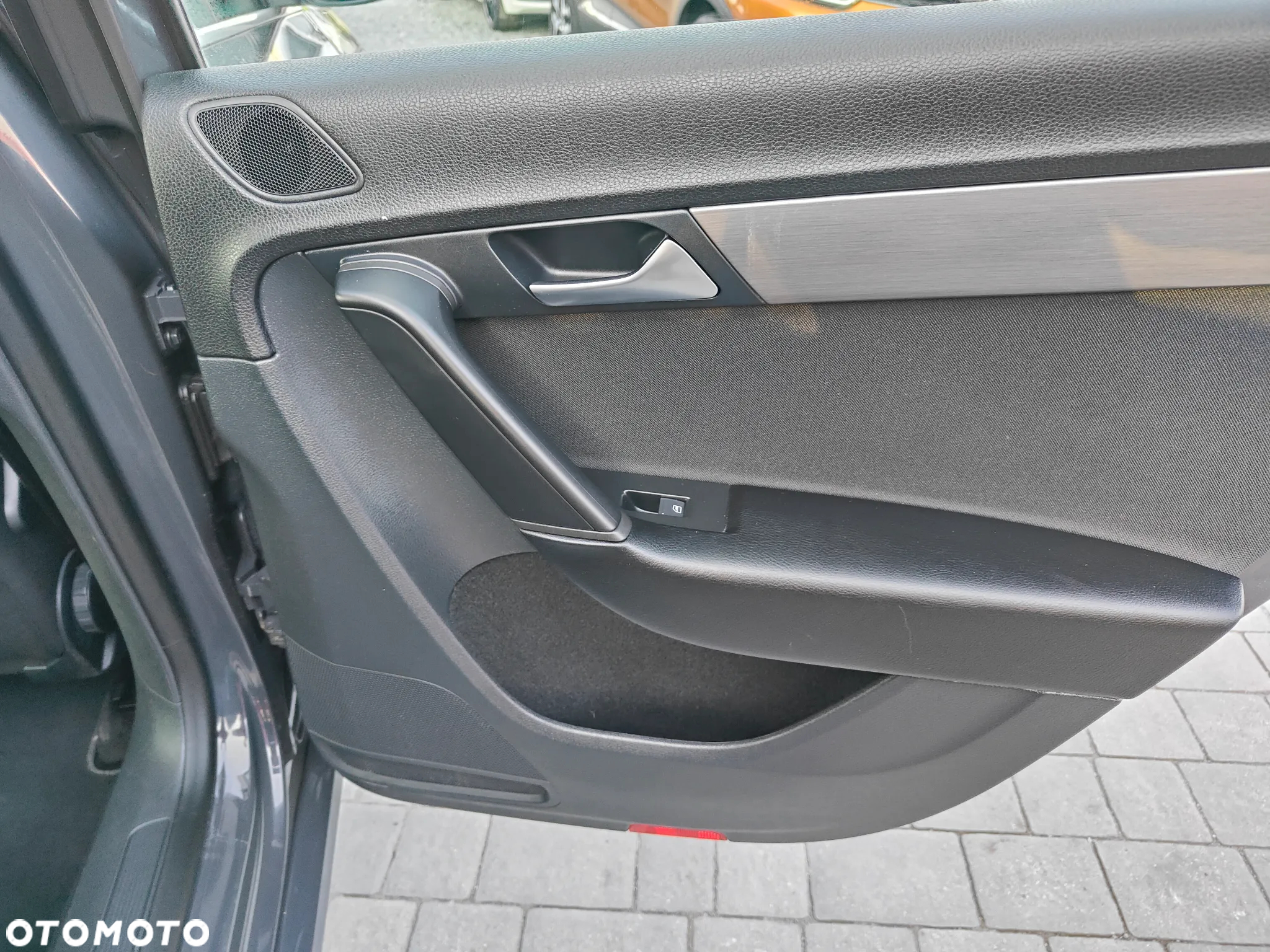 Volkswagen Passat 2.0 TDI Highline DSG - 28
