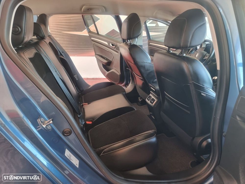 Renault Mégane 1.5 Blue dCi Limited - 9