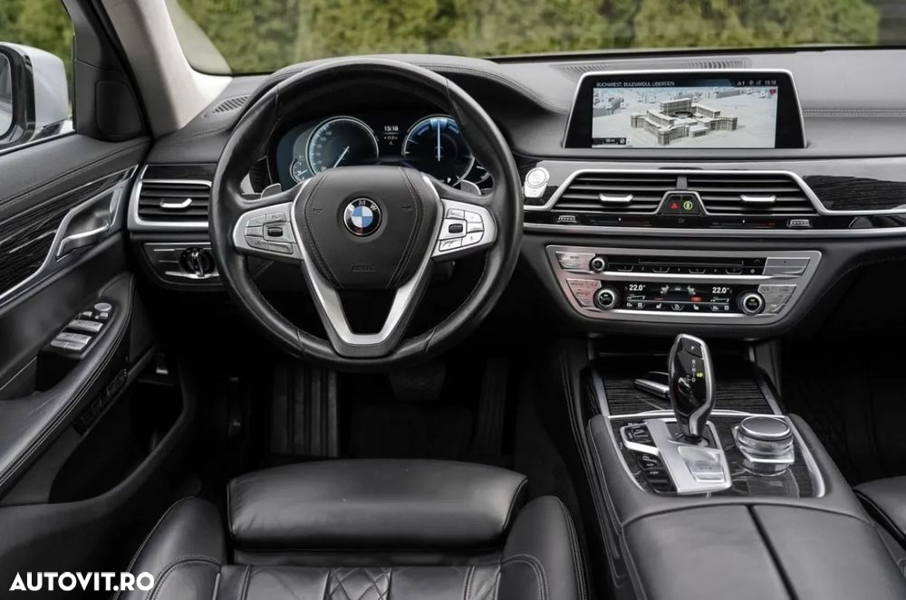 BMW Seria 7 740d xDrive - 11