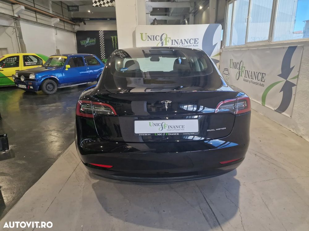 Tesla Model 3 Langstreckenbatterie Allradantrieb Dual Motor - 7