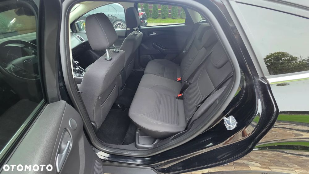 Ford Focus 1.5 EcoBoost STart-Stopp-System TITANIUM - 32