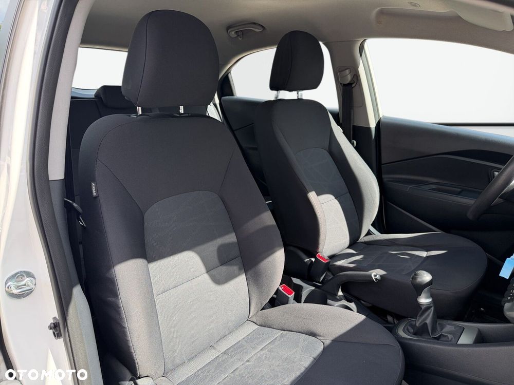 Kia Rio 1.2 M - 33