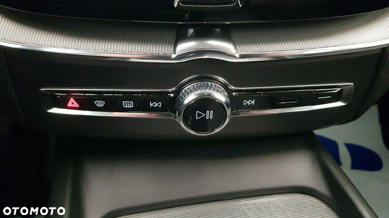Volvo XC 60 - 29