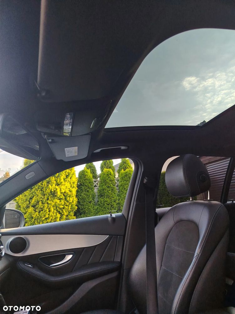 Mercedes-Benz GLC 220 d 4Matic 9G-TRONIC AMG Line - 12