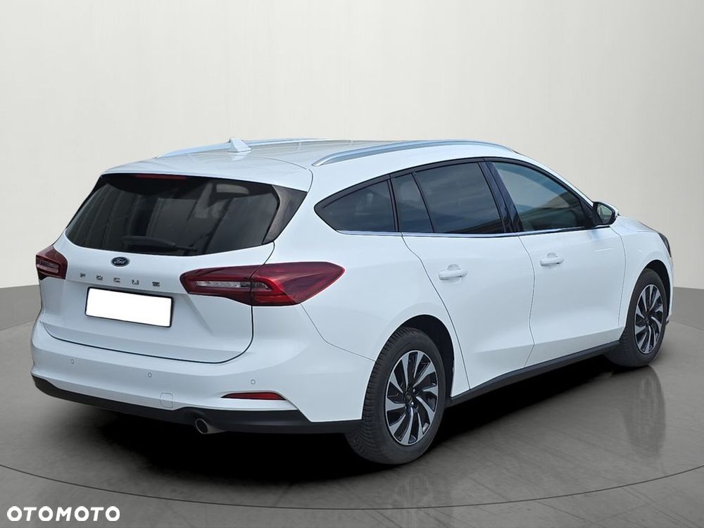 Ford Focus 1.0 EcoBoost Titanium - 9