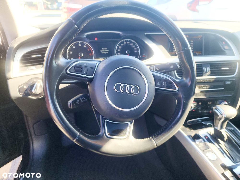 Audi A4 Limousine - 12