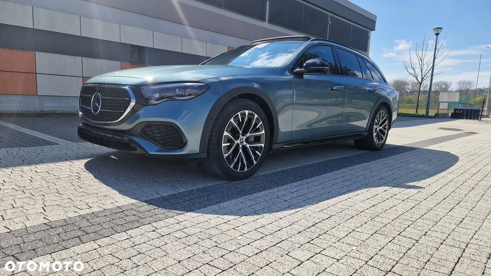 Mercedes-Benz Klasa E 300 de PHEV 4-Matic All-Terrain Avantgarde 9G-Tronic - 3