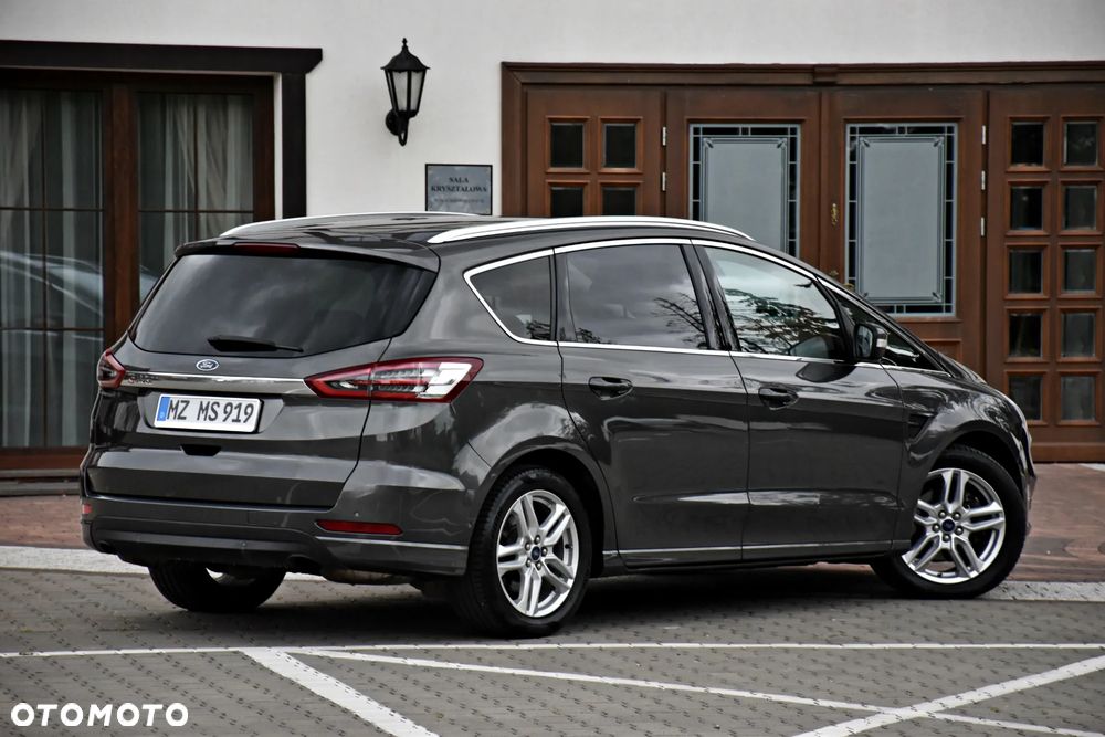 Ford S-Max 2.0 TDCi Titanium PowerShift - 24