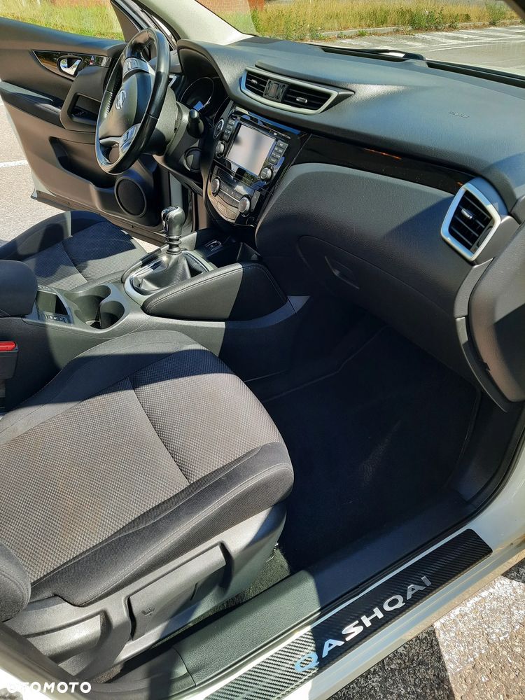 Nissan Qashqai 1.6 DIG-T Tekna - 11