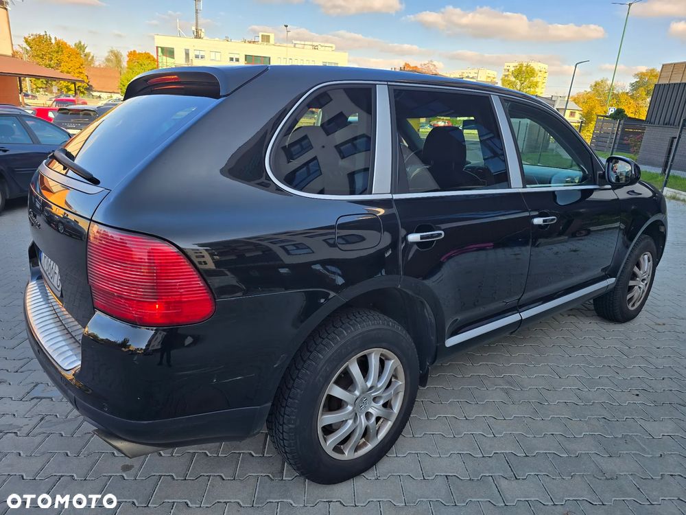 Porsche Cayenne Tiptronic S - 8