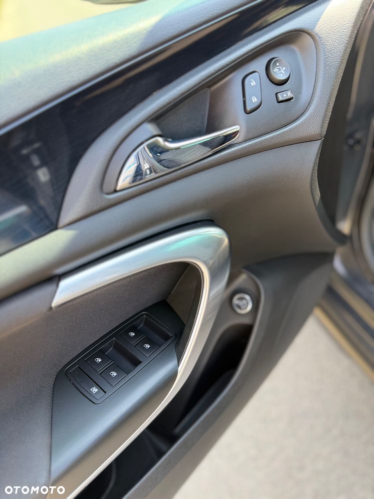 Opel Insignia 2.0 CDTI 4x4 ecoFLEX Start/Stop Sport - 11