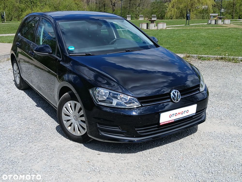 Volkswagen Golf 1.6 TDI BlueMotion Technology Comfortline - 26