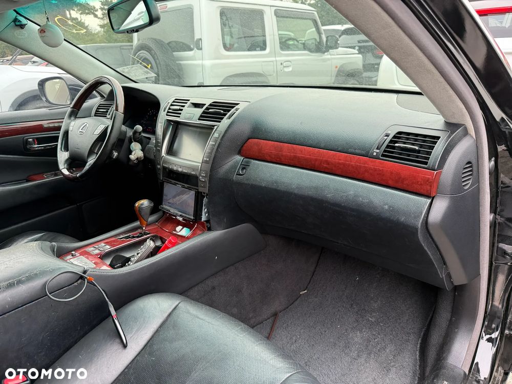 Lexus LS 460 Elite - 5