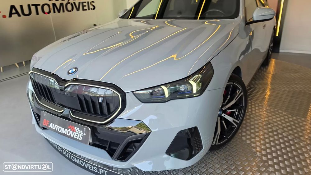 BMW i5 eDrive40 Pack Desportivo M Pro - 27