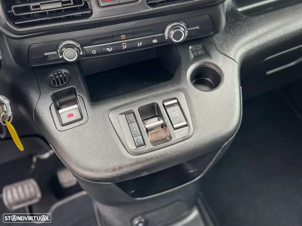 Peugeot e-Partner L2 FlexCab (50kWh) Pro - 21