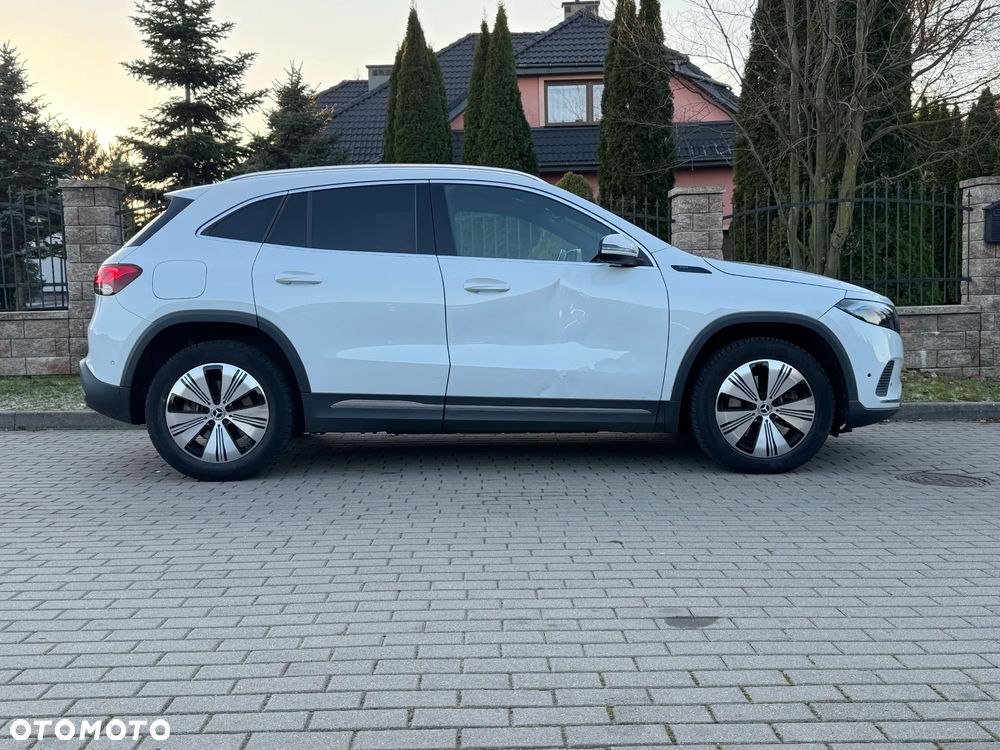 Mercedes-Benz EQA 250+ Electric Art - 6