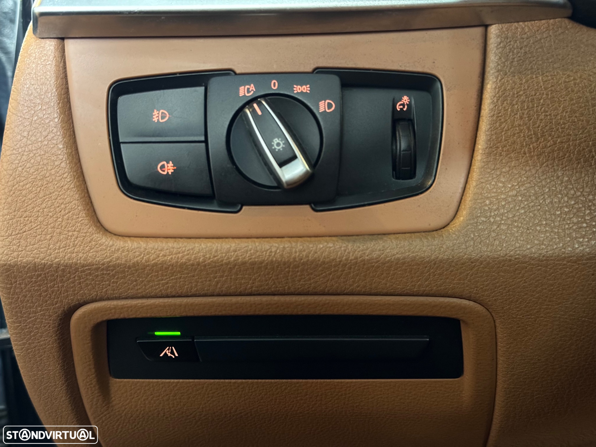 BMW 320 d EfficientDynamics Line Luxury - 8