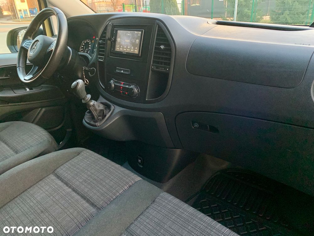 Mercedes-Benz Vito - 10