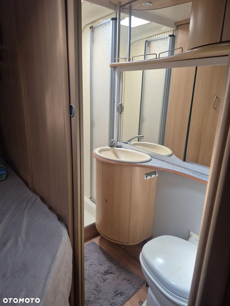 Dethleffs Camper 560SK - 17
