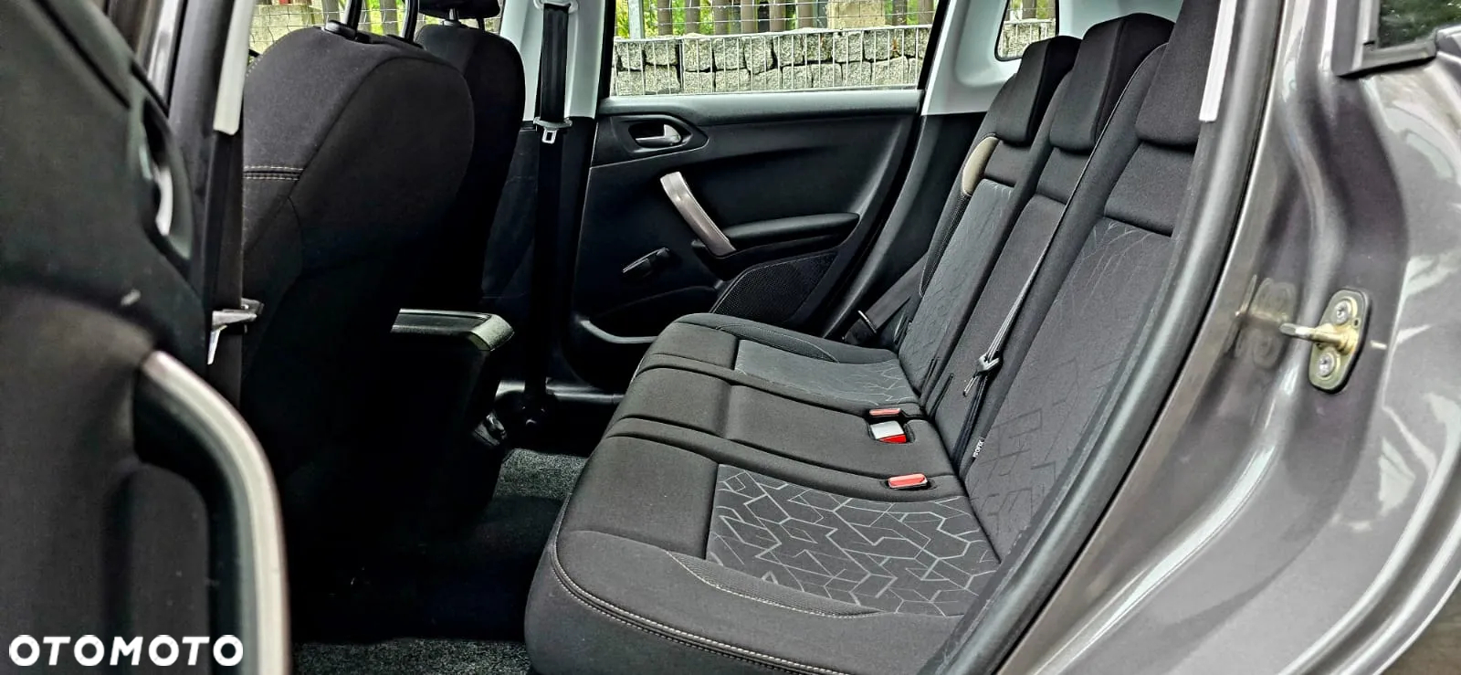 Peugeot 2008 1.2 VTi Allure - 16