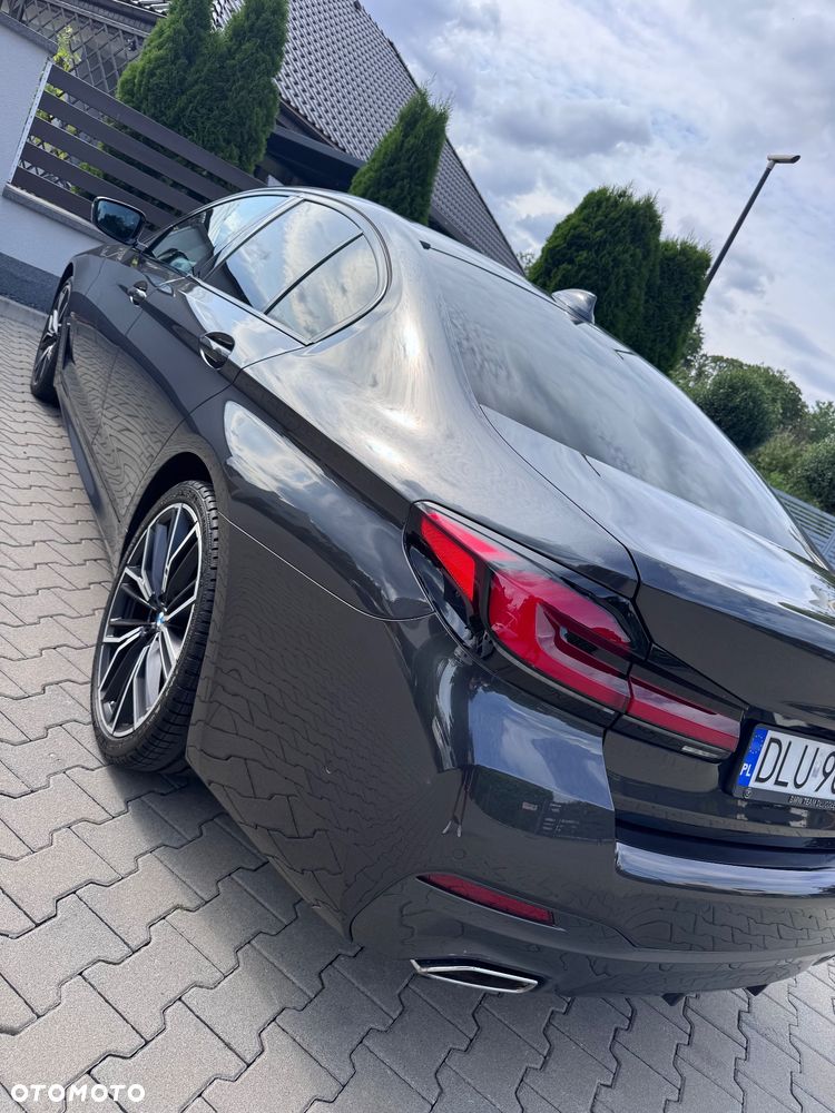 BMW Seria 5 530d xDrive mHEV M Sport sport - 18