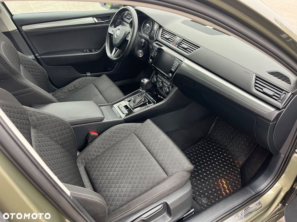 Skoda Superb 1.6 TDI Style DSG - 7