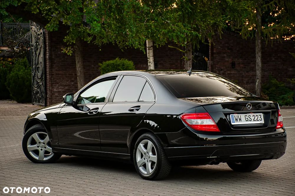 Mercedes-Benz Klasa C 180 Kompressor Automatik - 22