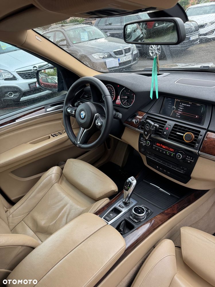 BMW X5 4.0d xDrive - 24