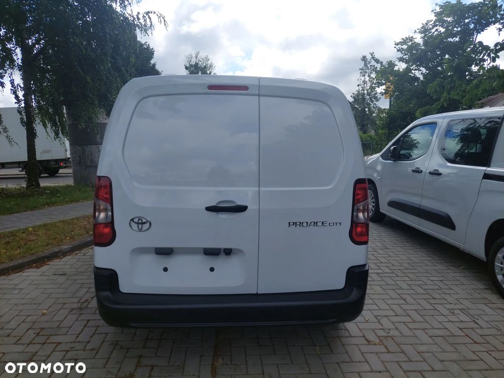 Toyota Proace City EV - 7