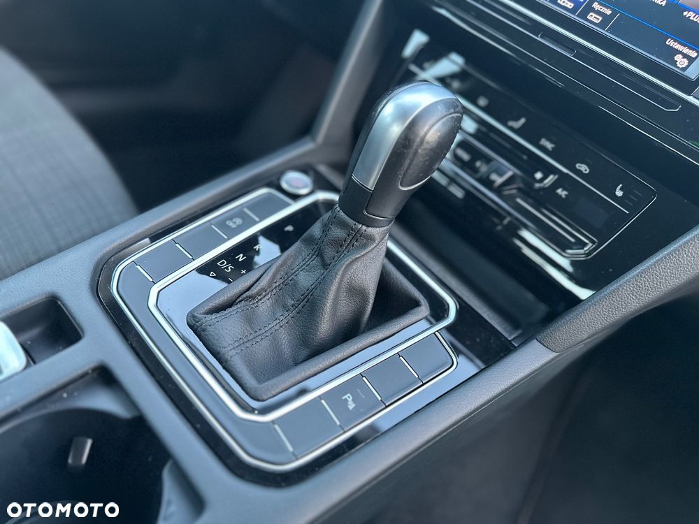 Volkswagen Passat 1.5 TSI EVO Business DSG - 20