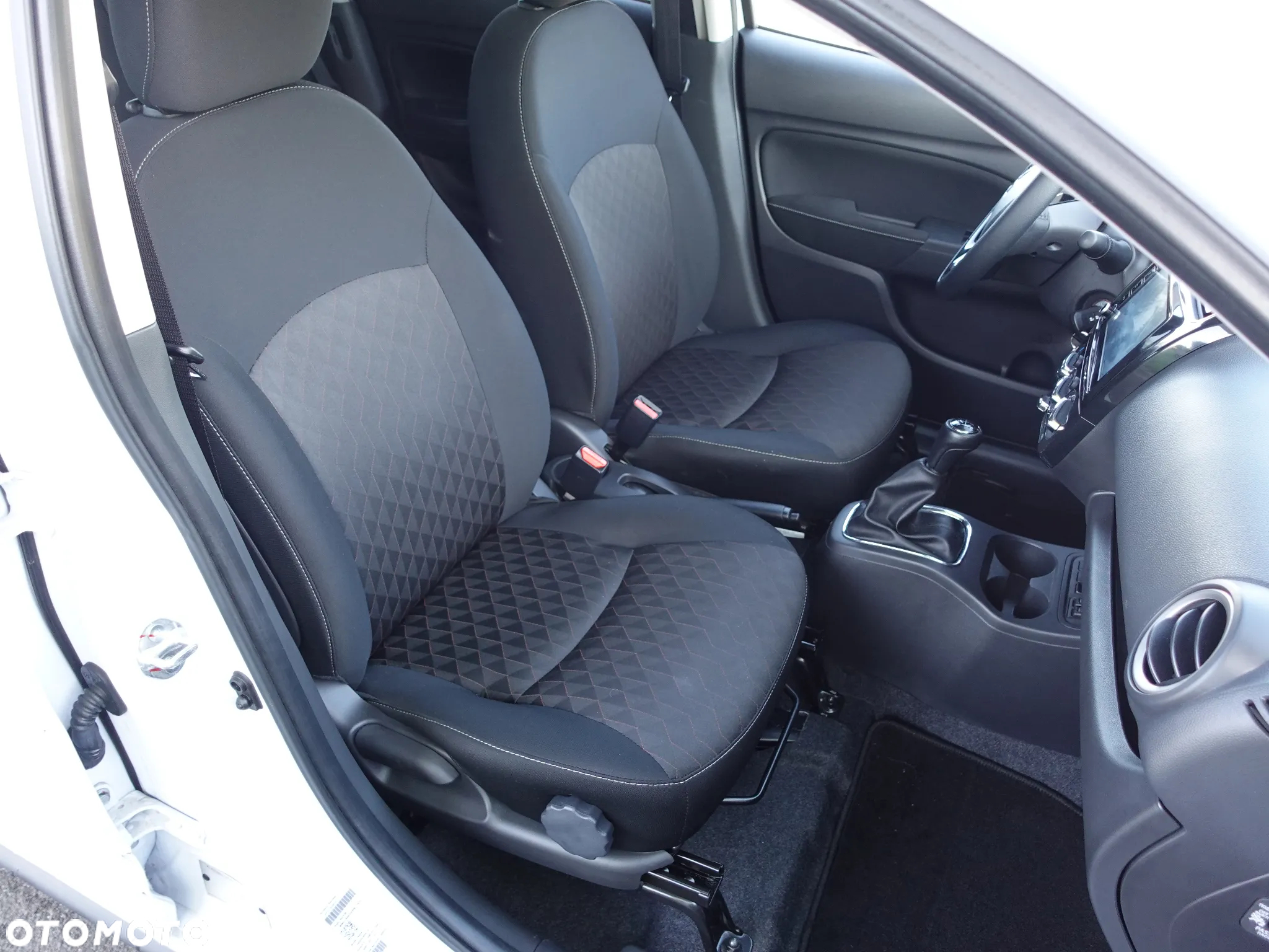 Mitsubishi Space Star 1.2 Select - 7
