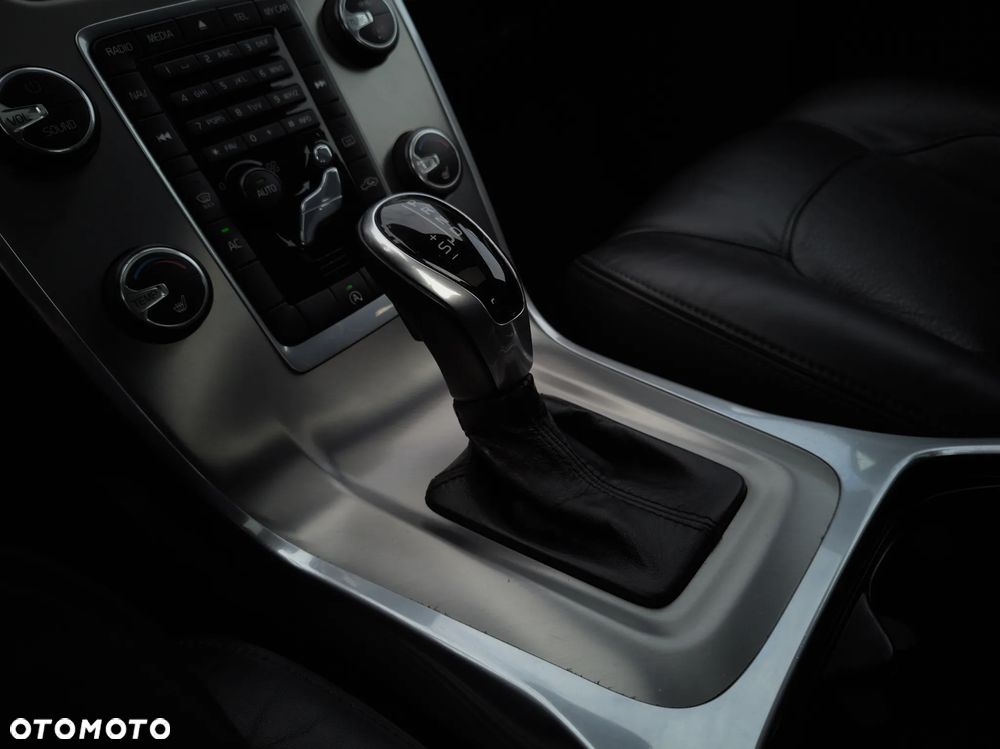 Volvo S80 D3 Geartronic Summum - 25