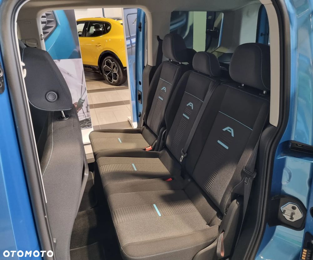 Ford Tourneo Connect - 4