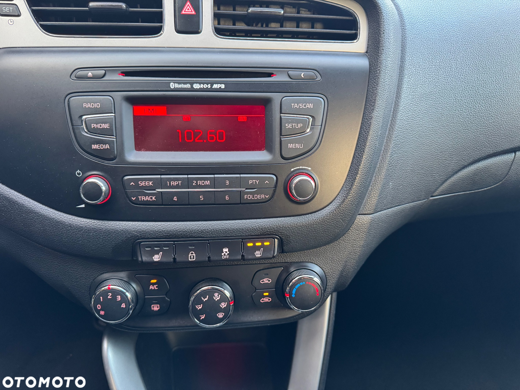 Kia Ceed - 15