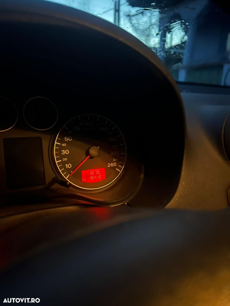 Audi A3 ack 1.6 Ambition - 9